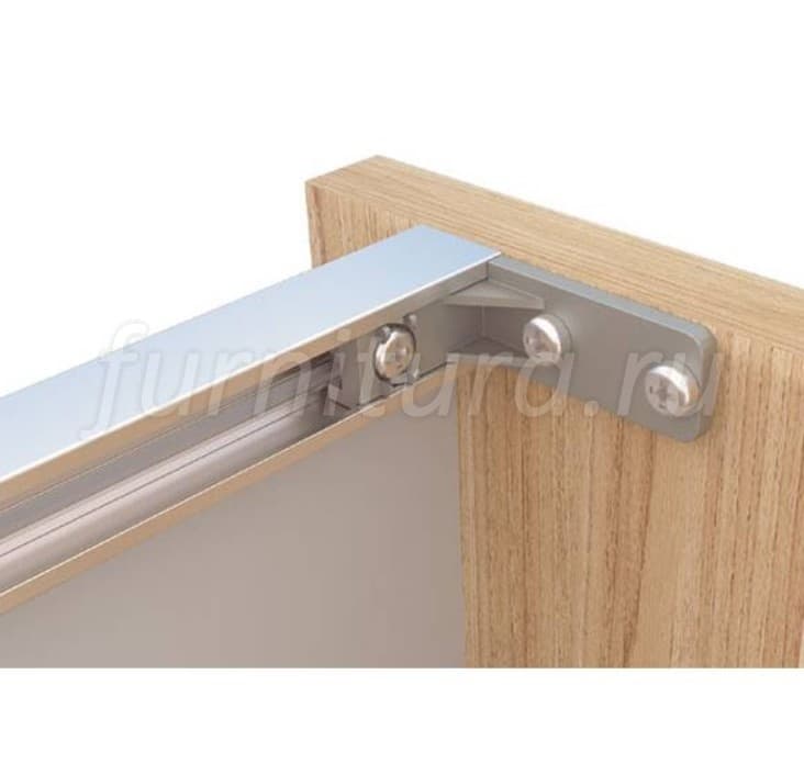 Планка 38мм соединительная угловая. Планка щелевая для столешницы 38. Планка щелевая 28мм. Планки гарнитура нижние. Профиль соединительный 28 мм r3 ral9006.